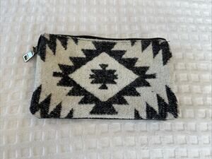 Jen and Co Purse Aztec Print Wool Flannel / Leather Wristlet Wallet Boho